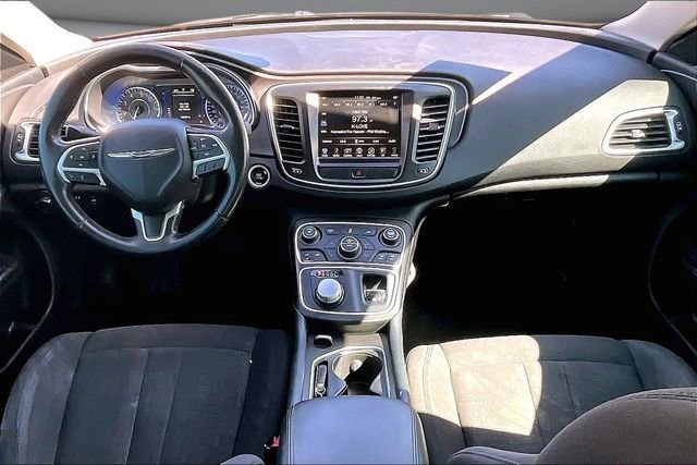 Used 2016 Chrysler 200 Limited w/ Anniversary Edition FWD image 7