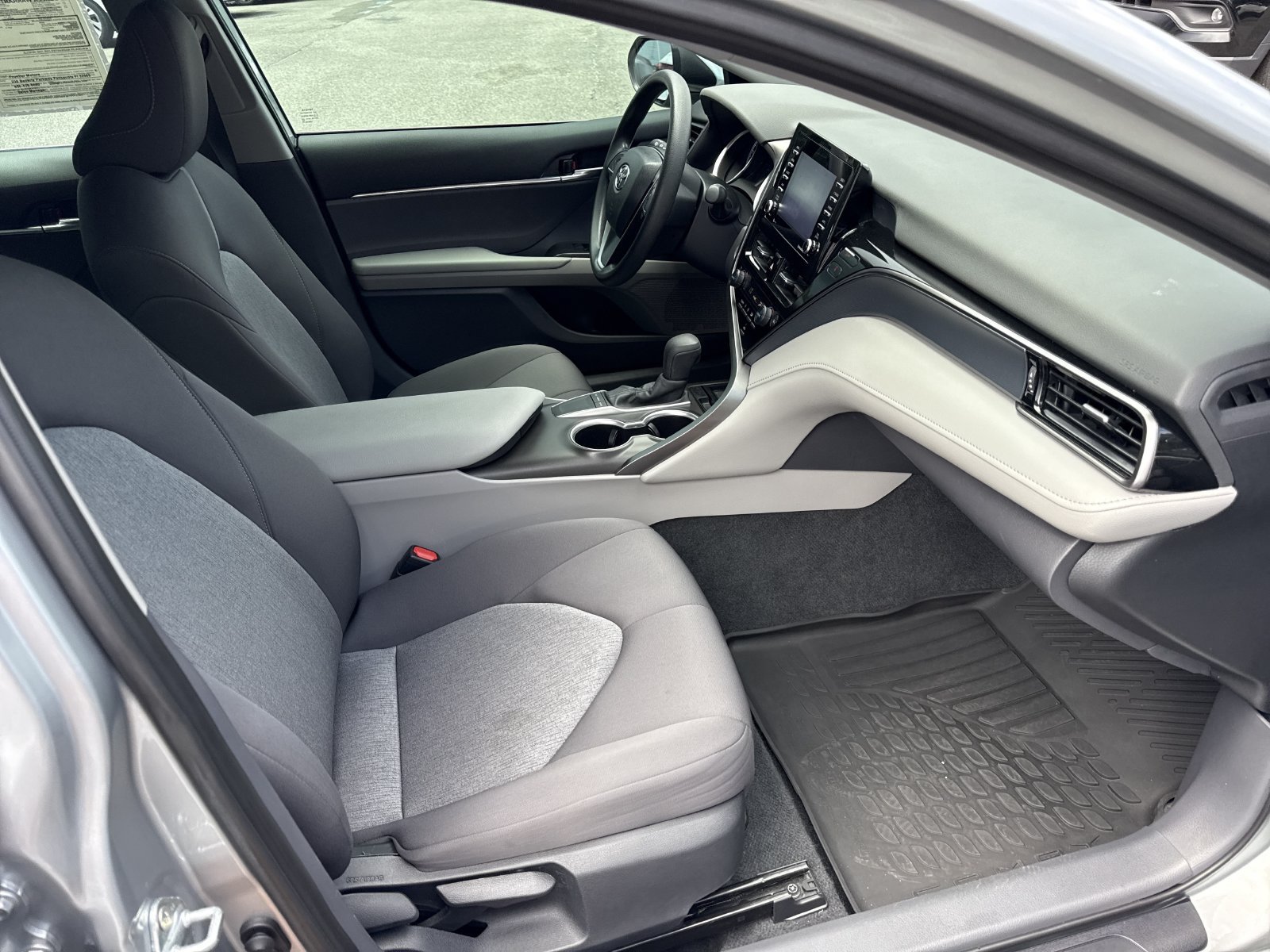 Used 2024 Toyota Camry LE w/ Convenience Package FWD image 29