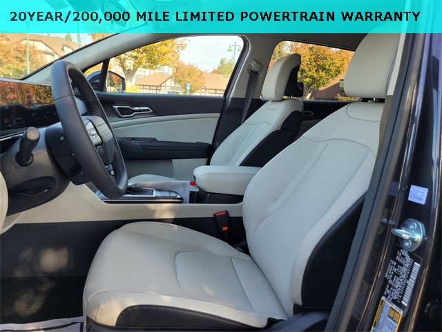 New 2026 Kia Sportage EX image 8