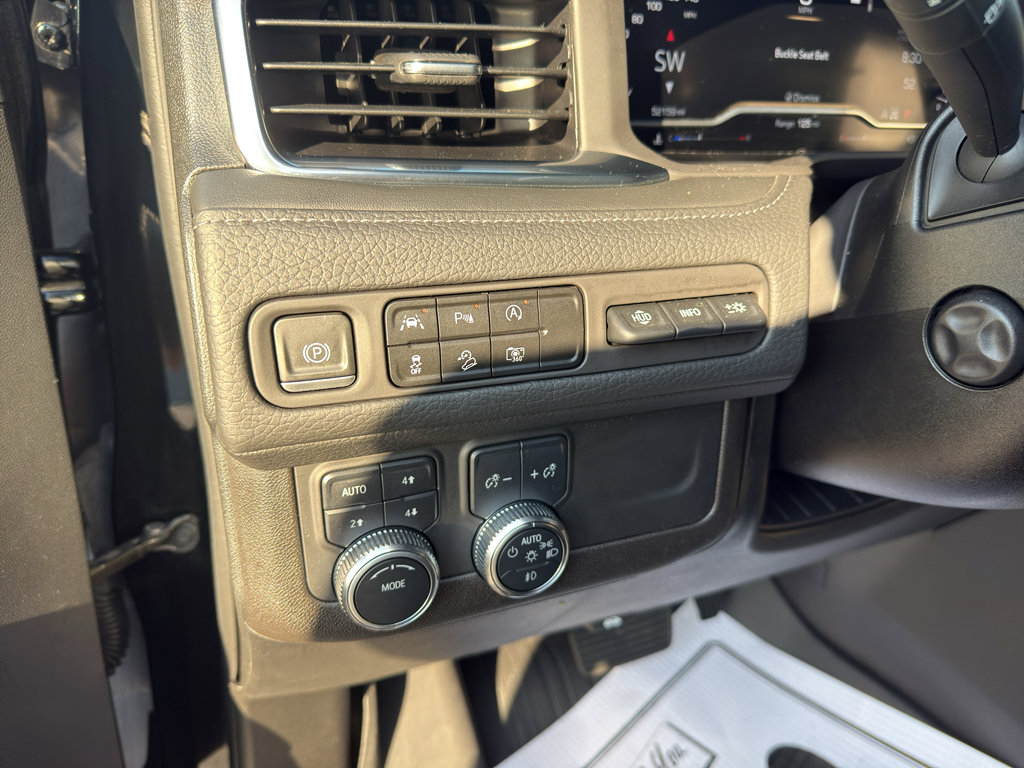 Used 2023 GMC Yukon Denali AWD/4WD image 12