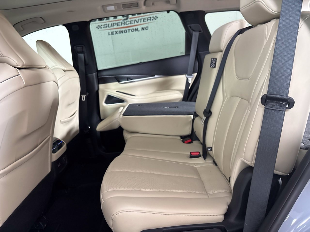 Used 2025 INFINITI QX60 Sensory FWD image 29