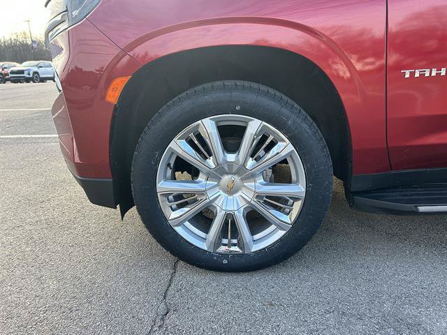 Certified 2024 Chevrolet Tahoe High Country AWD/4WD image 8