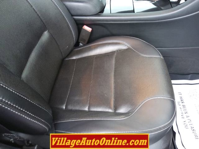 Used 2019 Ford Taurus Limited image 31