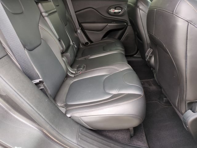 Used 2017 Jeep Cherokee High Altitude AWD/4WD image 17