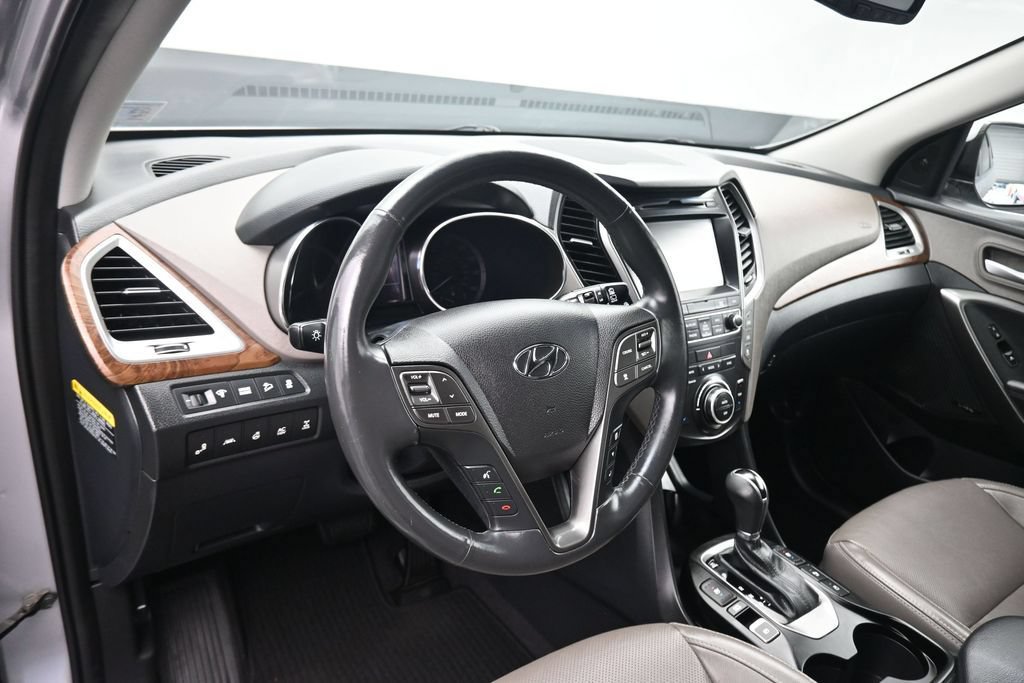 Used 2018 Hyundai Santa Fe AWD w/ SE Ultimate Tech Package 03 image 14