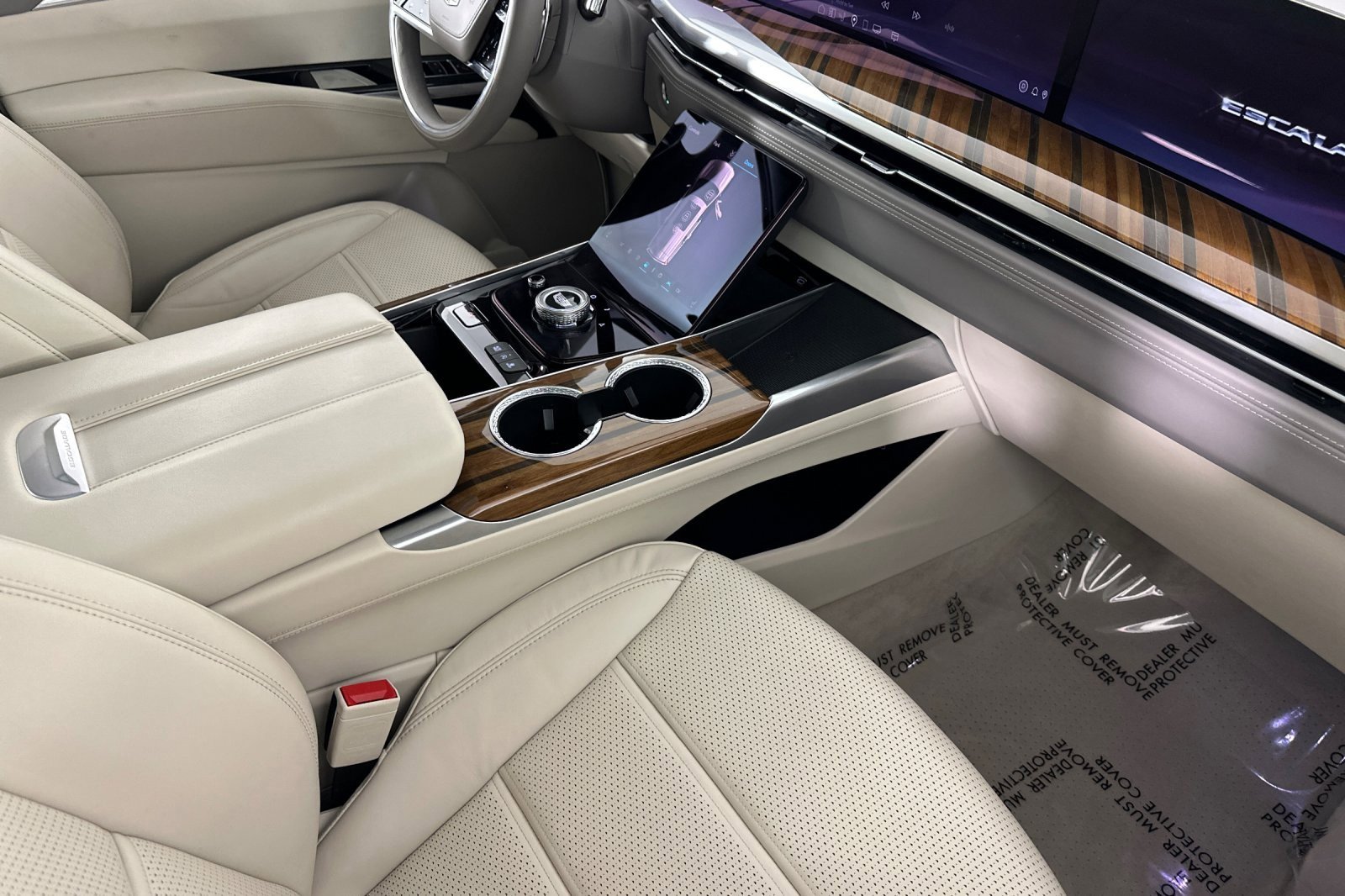 Used 2025 Cadillac Escalade Sport Platinum image 17