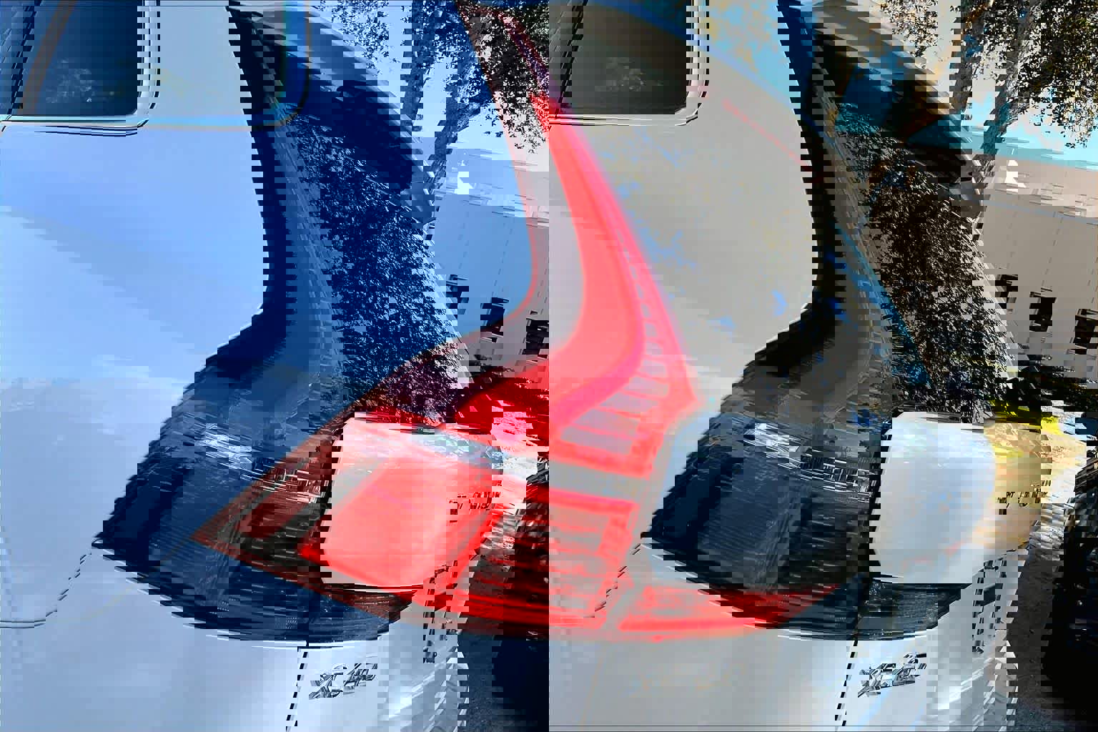 Used 2023 Volvo XC60 B5 Plus w/ Climate Package image 28