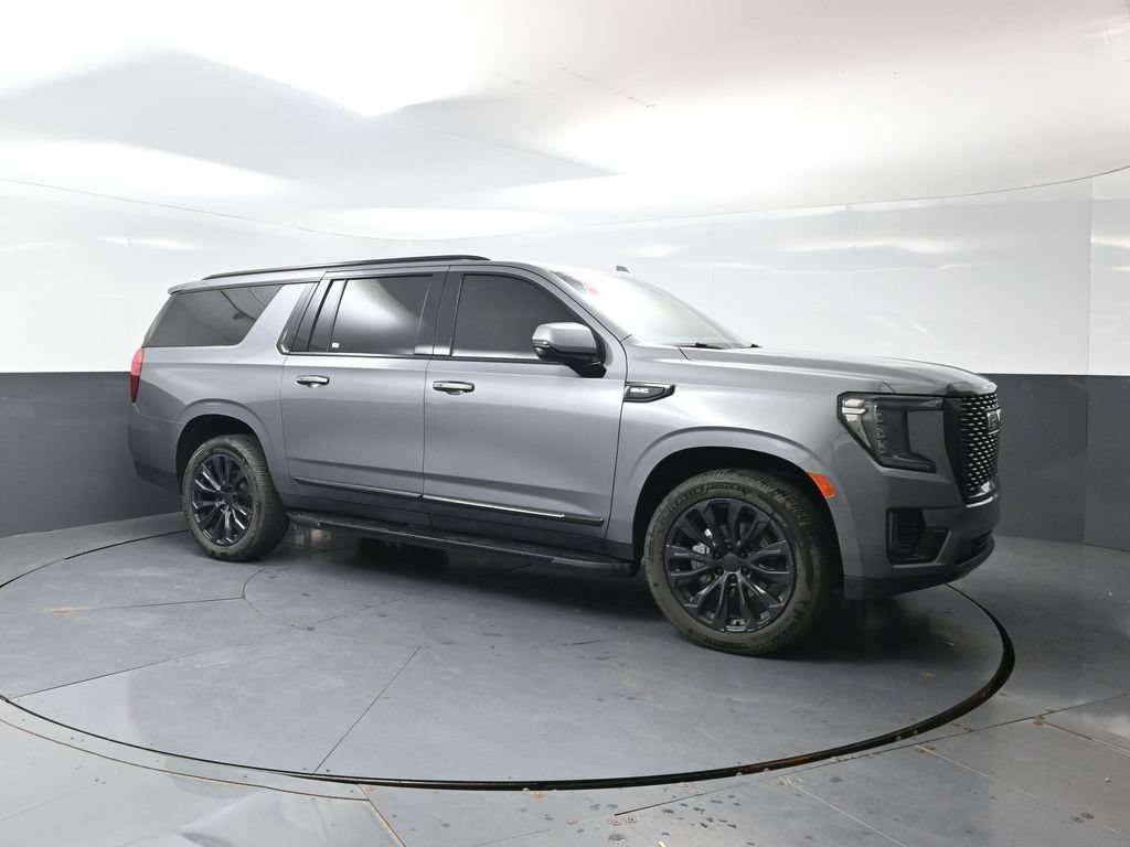 Used 2021 GMC Yukon XL Denali AWD/4WD image 5