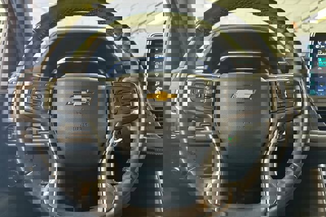 Used 2023 Chevrolet Suburban LT AWD/4WD image 27