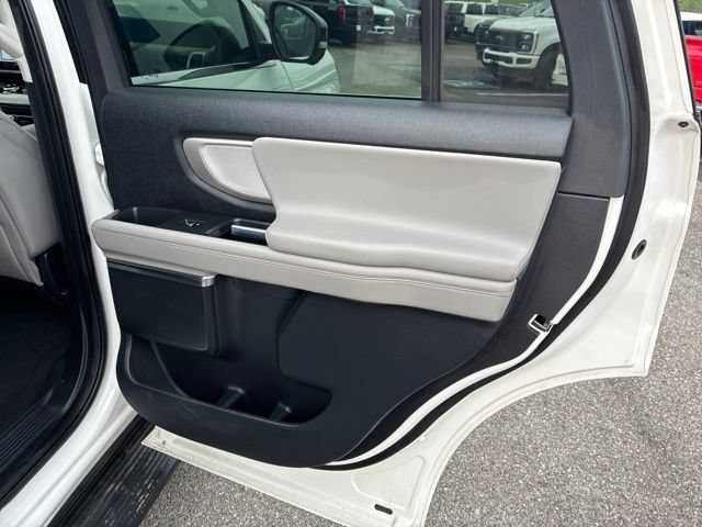 Used 2025 Ford Expedition Active AWD/4WD image 56