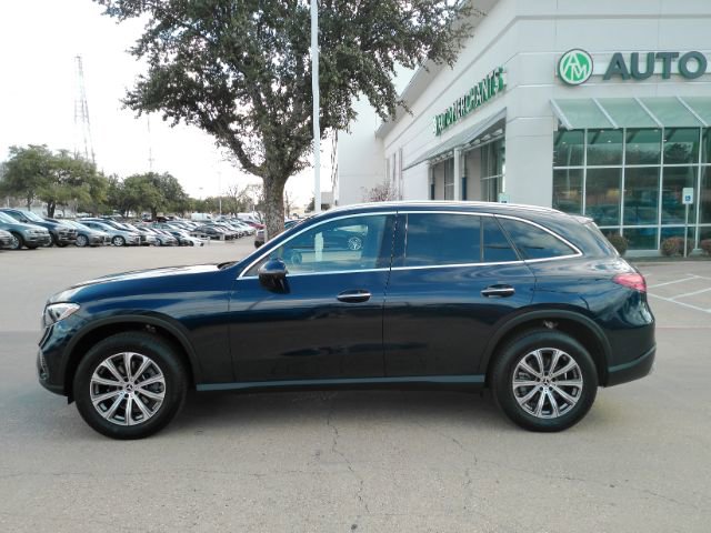 Used 2024 Mercedes-Benz GLC 300 w/ Driver Assistance Package image 12