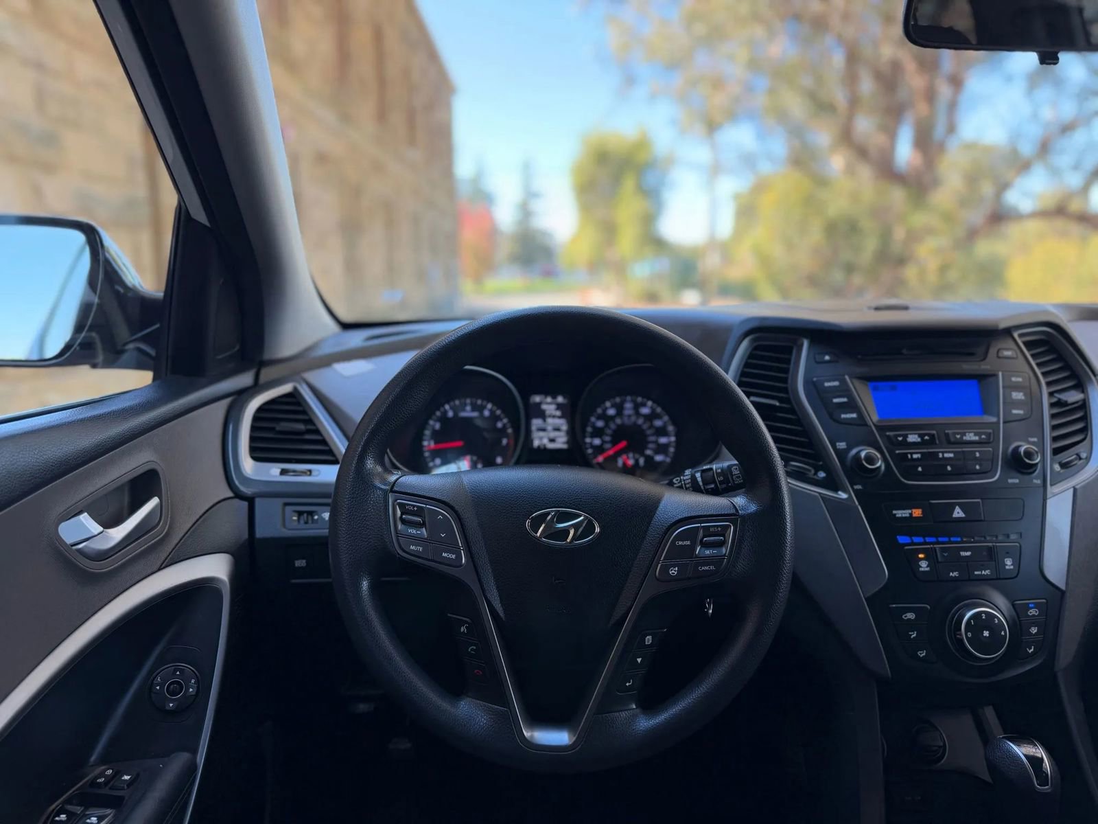 Used 2016 Hyundai Santa Fe Sport image 14