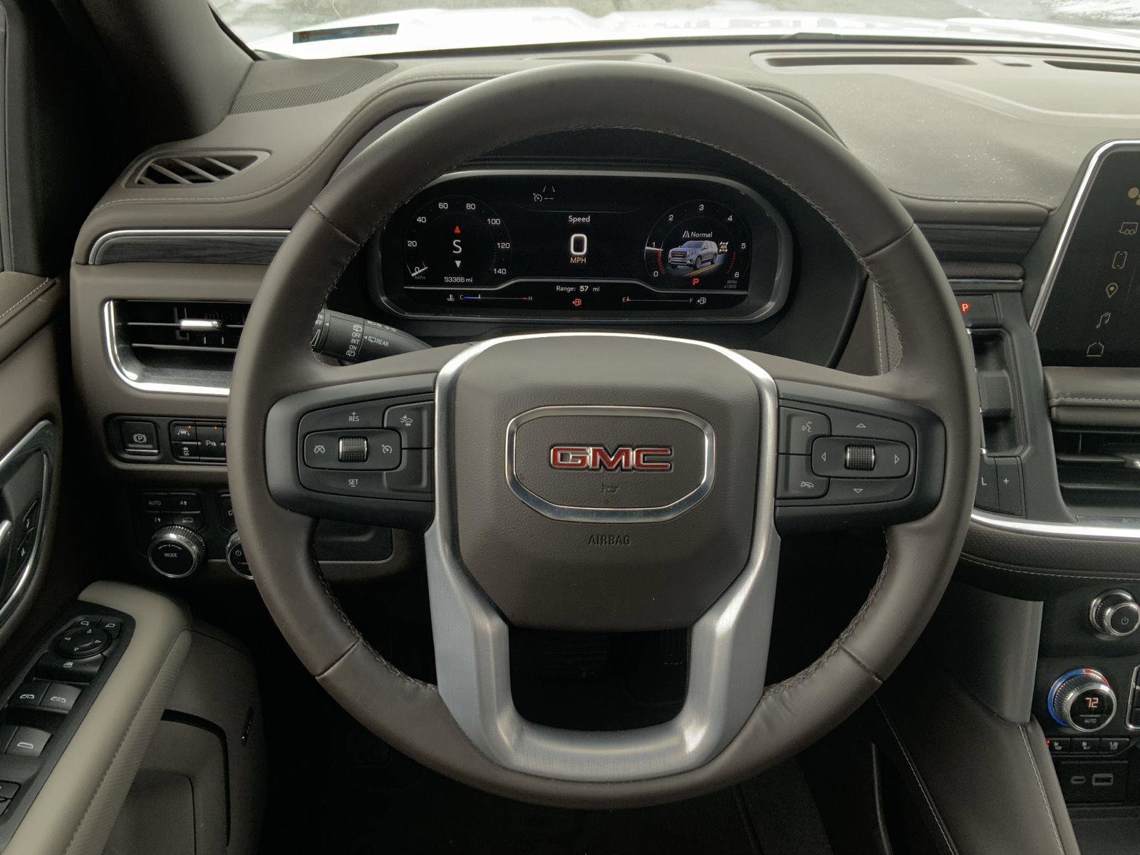 Used 2023 GMC Yukon SLT image 33