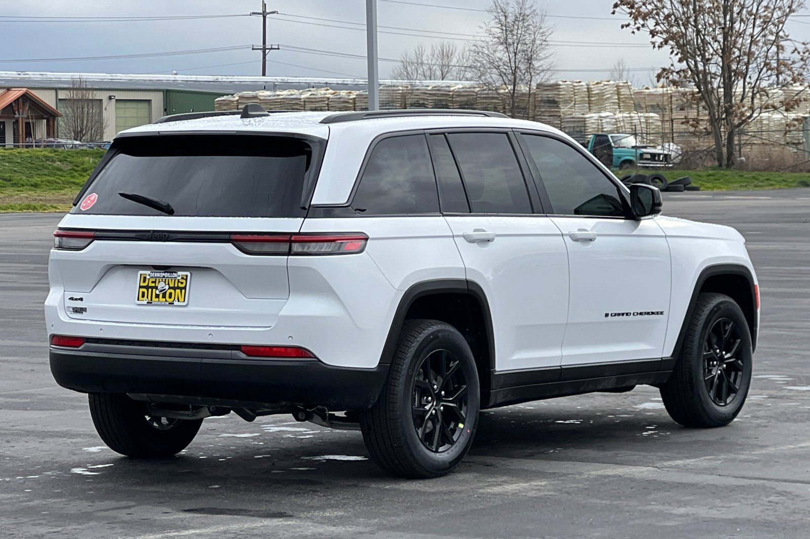 New 2026 Jeep Grand Cherokee Altitude AWD/4WD image 3