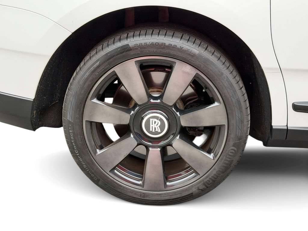 Used 2021 Rolls-Royce Cullinan AWD/4WD image 13