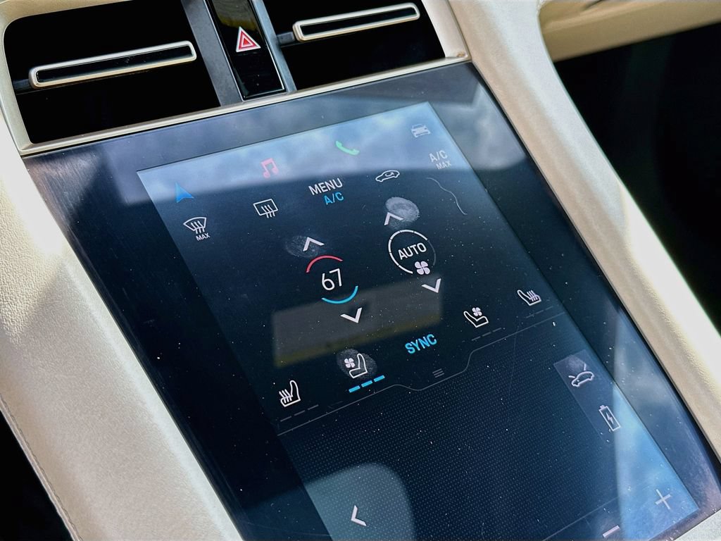 Certified 2023 Porsche Taycan 4S AWD/4WD image 18