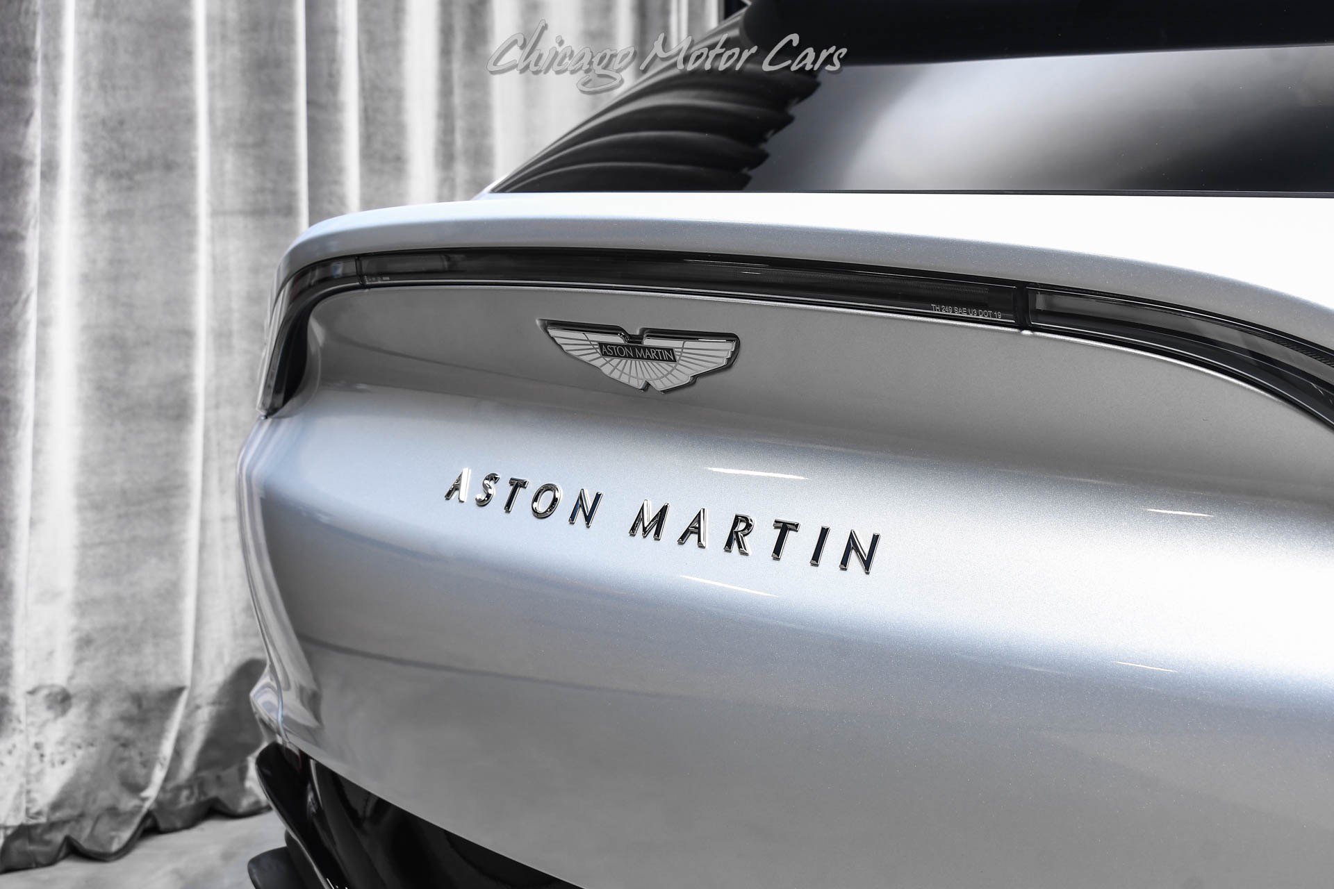 Used 2022 Aston Martin DBX AWD/4WD image 42