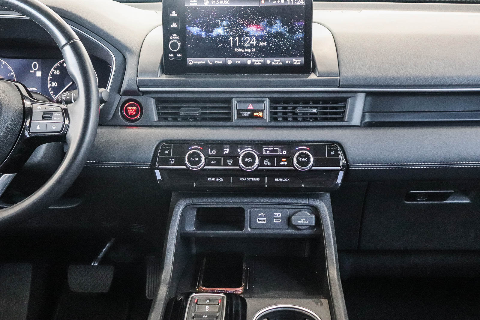 Certified 2025 Honda Pilot Touring image 16