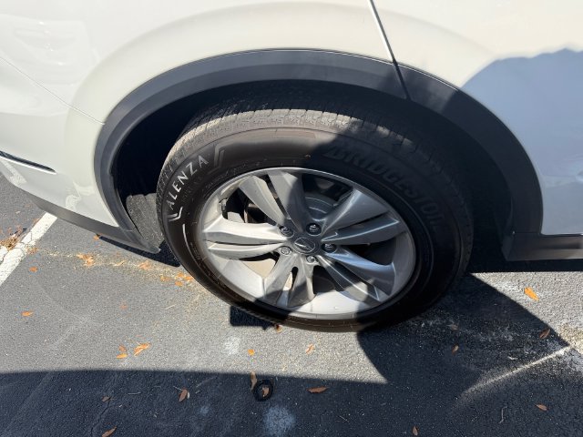 Certified 2026 Acura MDX FWD image 6
