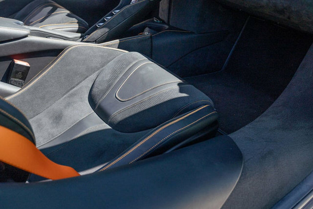 Used 2022 McLaren 720S Spider RWD image 30