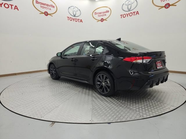 Certified 2026 Toyota Corolla SE FWD image 3