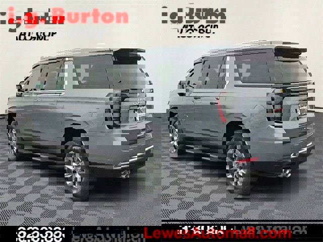 New 2026 Chevrolet Suburban Premier w/ Sun And Tow Package image 3
