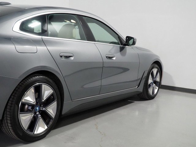 Used 2023 BMW i4 eDrive35 image 62