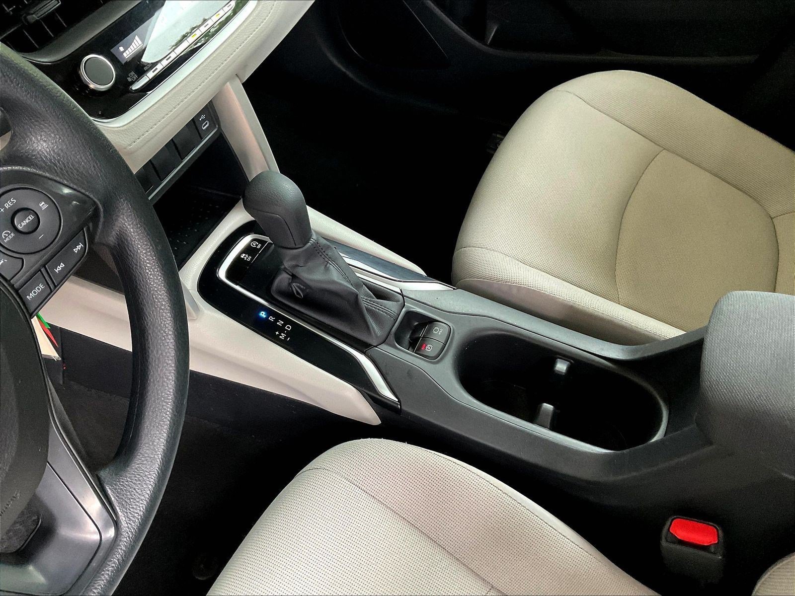 Used 2024 Toyota Corolla Cross L FWD image 18