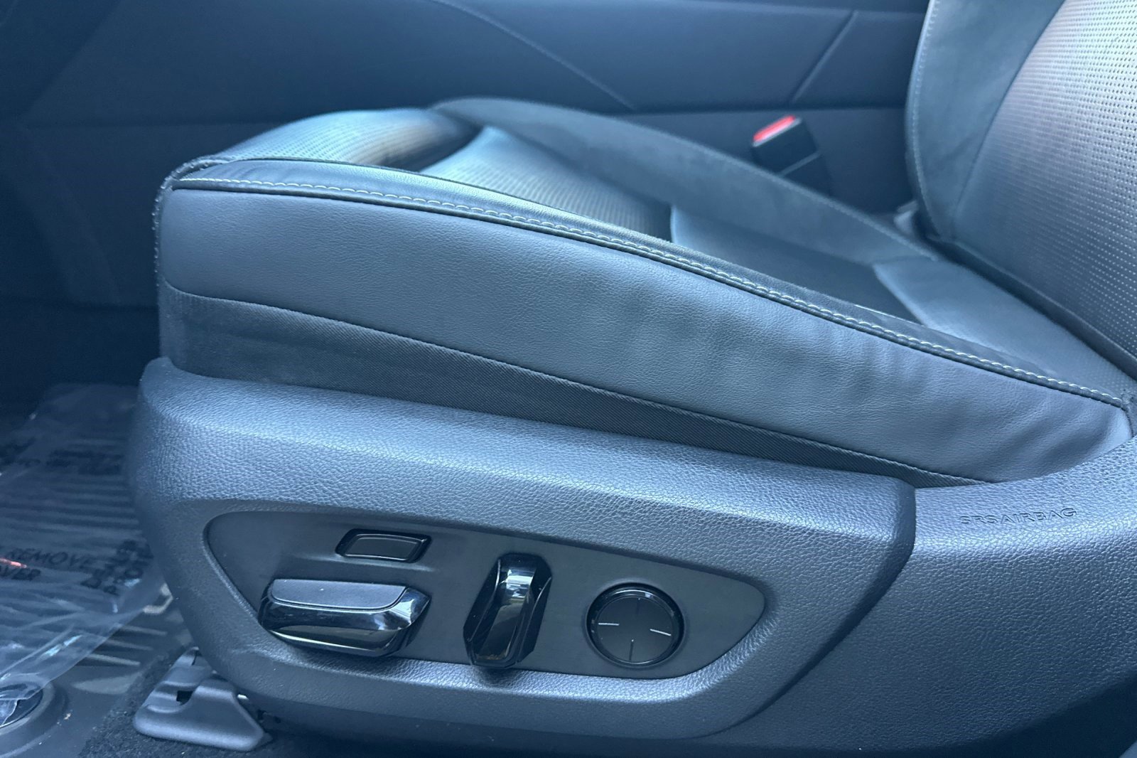 Certified 2024 Lexus RX 450h AWD w/ Luxury Package image 14