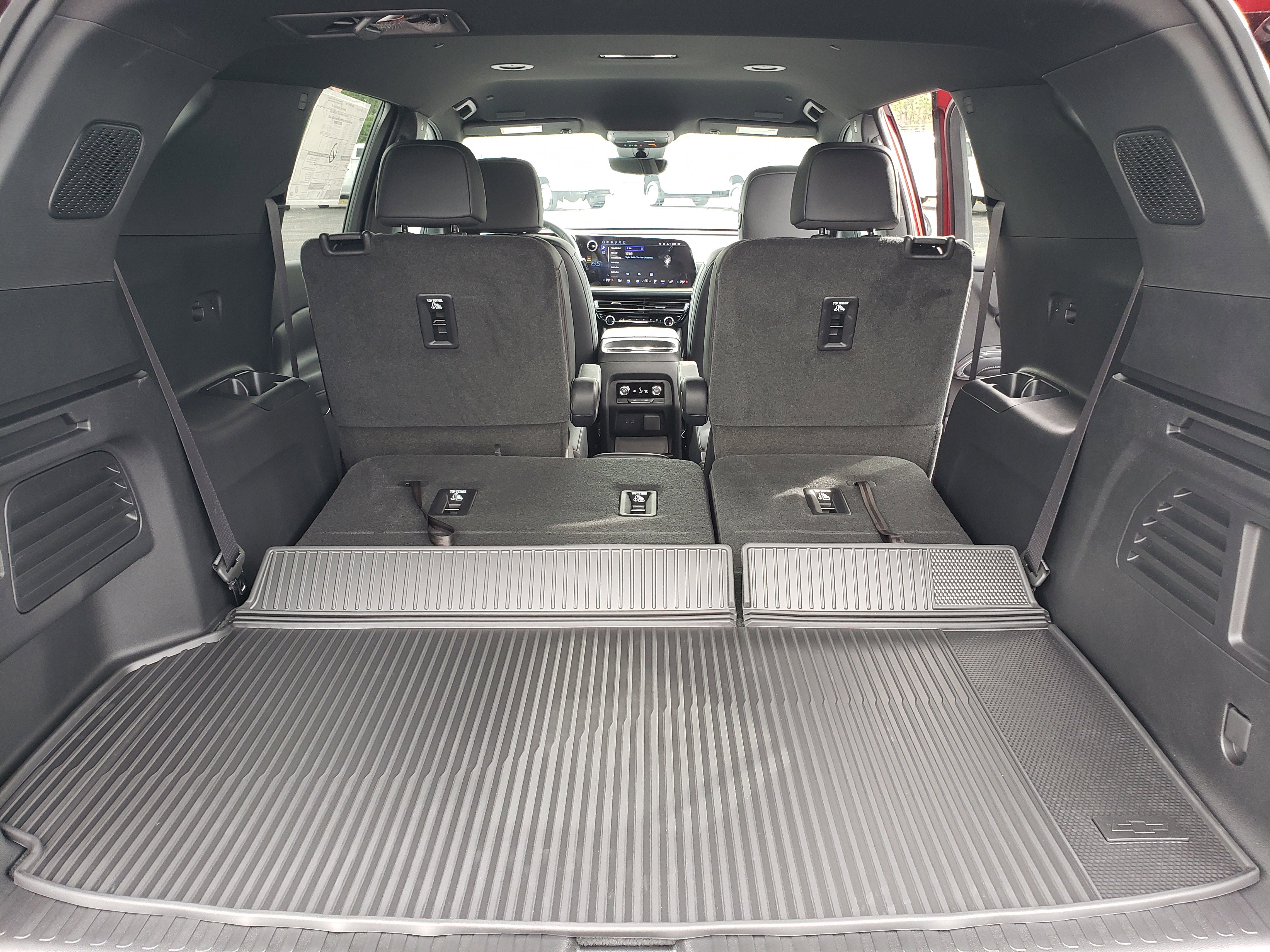 New 2026 Chevrolet Traverse LT image 11