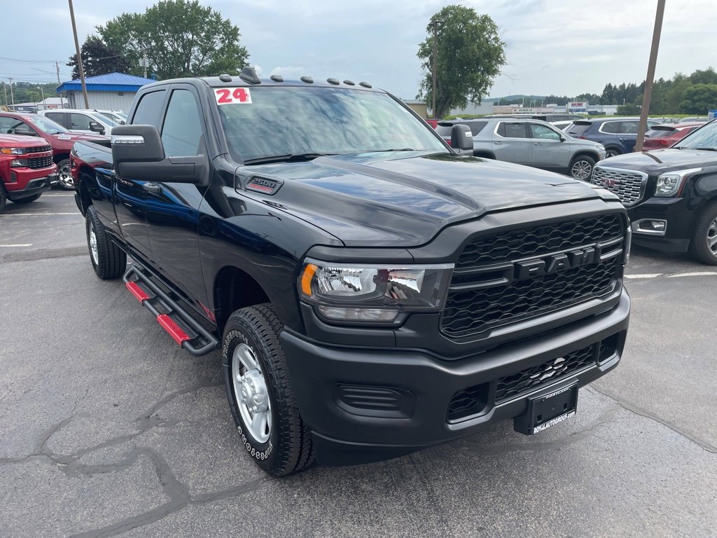 Used 2024 RAM 2500 Tradesman w/ Snow Chief Group image 15