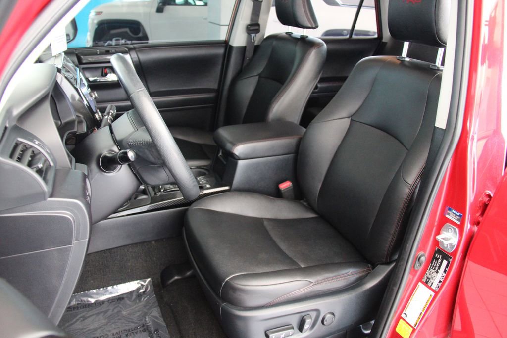 Used 2021 Toyota 4Runner Venture w/ Moonroof Package image 23