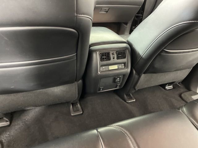 Used 2016 Nissan Pathfinder SL image 47