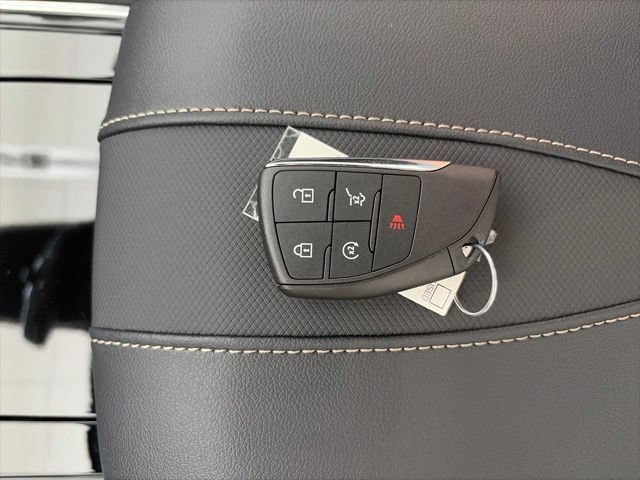 New 2027 Chevrolet Traverse Z71 w/ Enhanced Driving Package AWD/4WD image 25