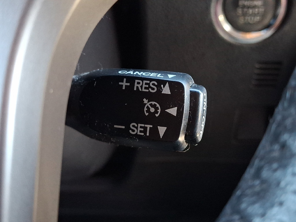 Used 2014 Toyota 4Runner Limited AWD/4WD image 26