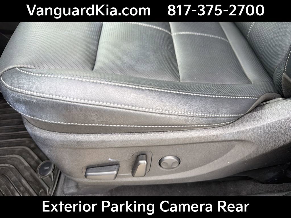 Certified 2023 Kia Telluride EX w/ EX Captain's Chair Package image 16