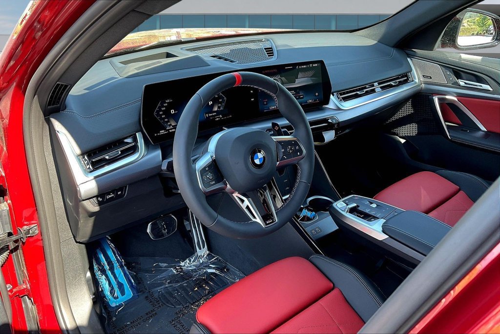 New 2026 BMW X2 M35i w/ Technology Package AWD/4WD image 17