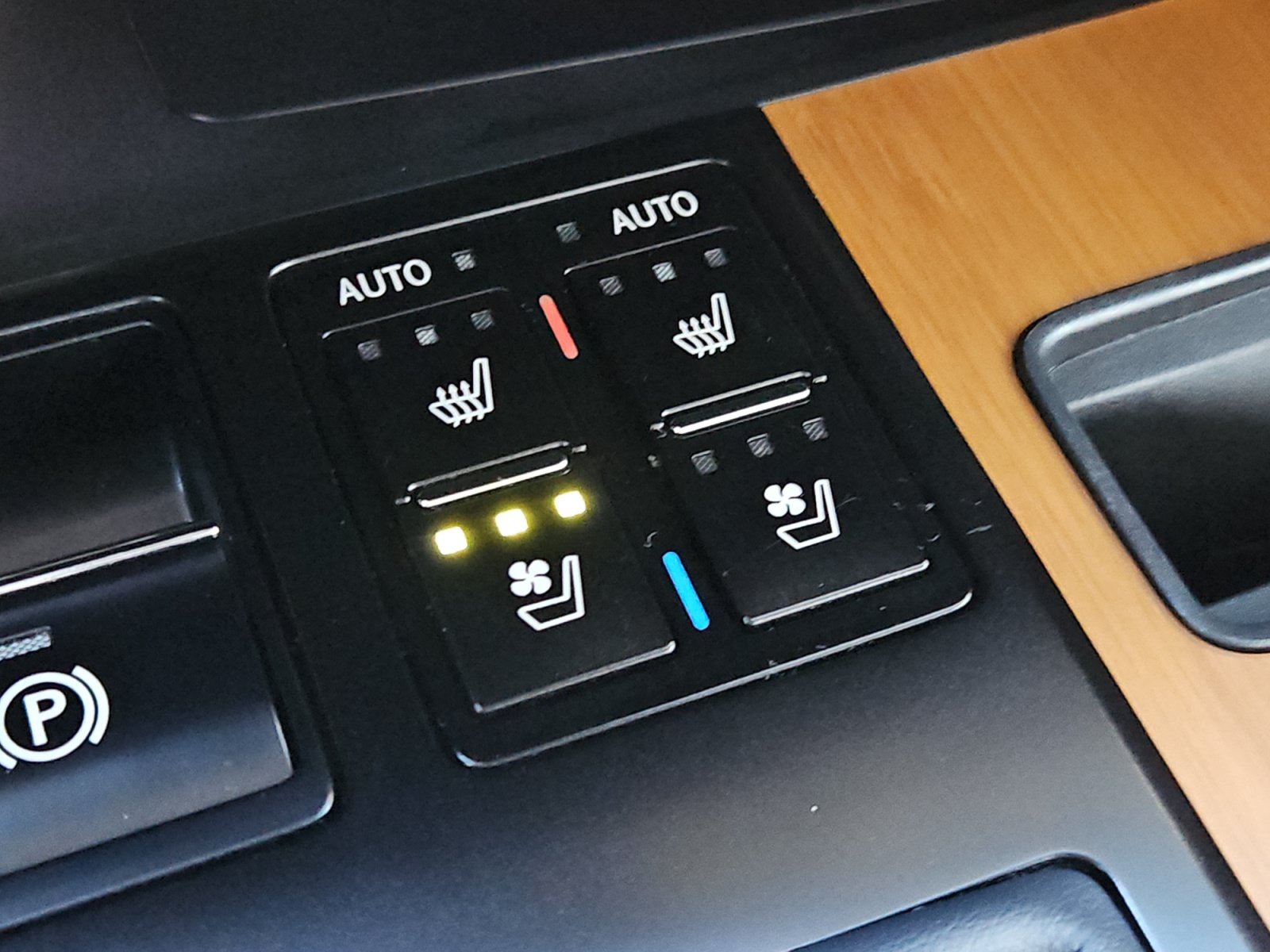 Used 2021 Lexus RX 350 AWD w/ Premium Package image 26