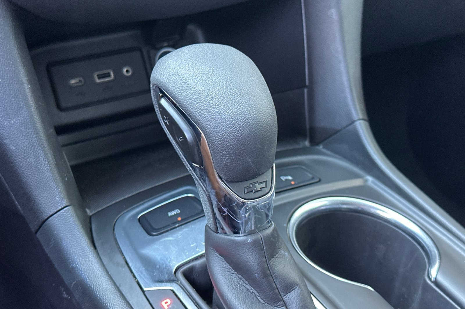 Used 2024 Chevrolet Equinox LT image 33