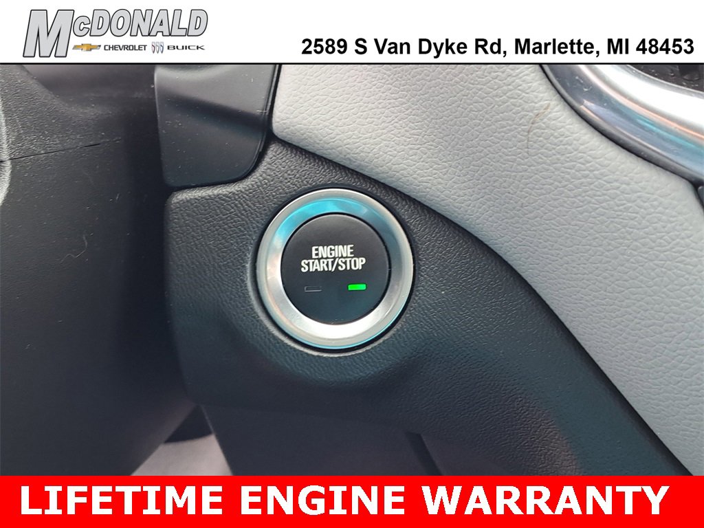 Used 2023 Chevrolet Equinox LT w/ Driver Convenience Package image 11