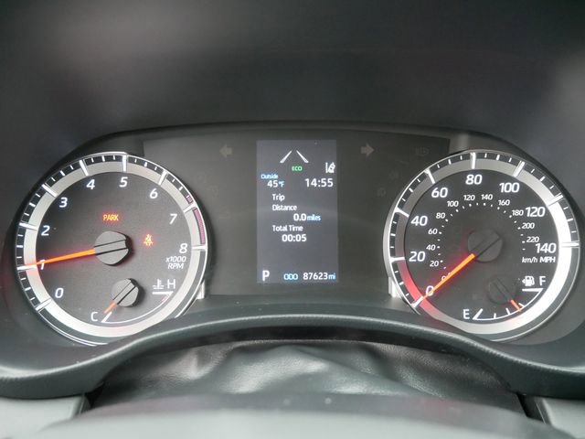 Used 2020 Toyota Highlander LE image 22