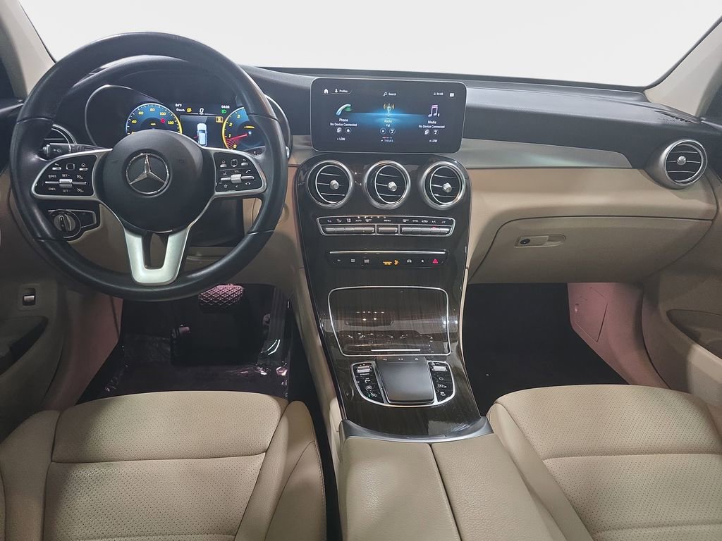 Used 2022 Mercedes-Benz GLC 300 image 10