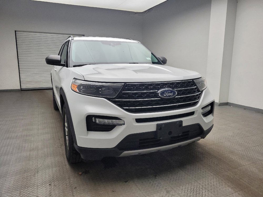 Used 2020 Ford Explorer XLT w/ Equipment Group 202A image 14