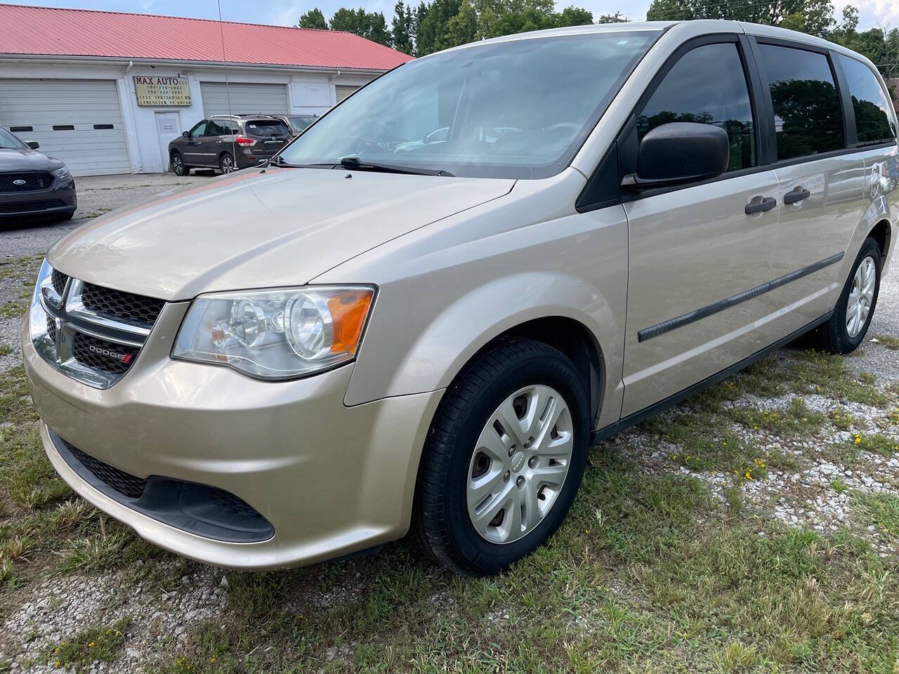 Used 2014 Dodge Grand Caravan American Value Package FWD image 3