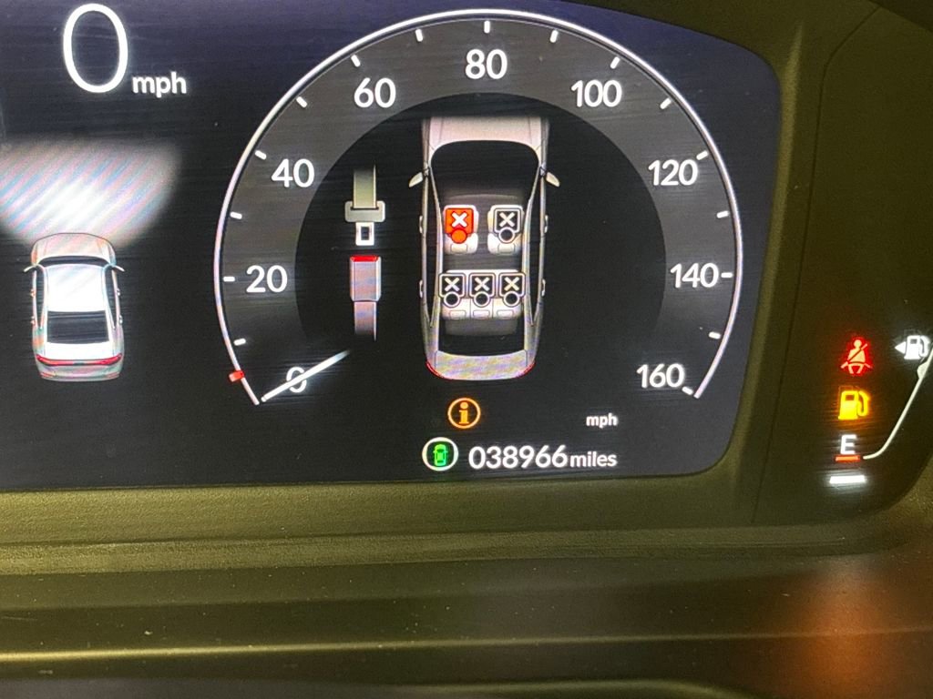 Used 2023 Honda Accord EX image 32