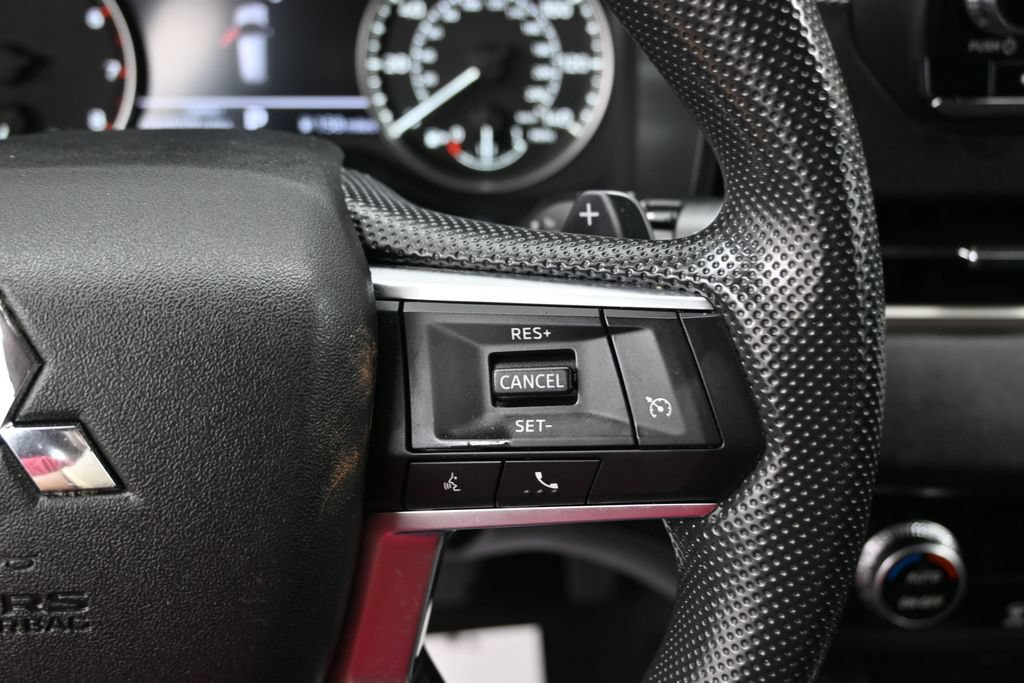 Used 2024 Mitsubishi Outlander ES AWD/4WD image 19