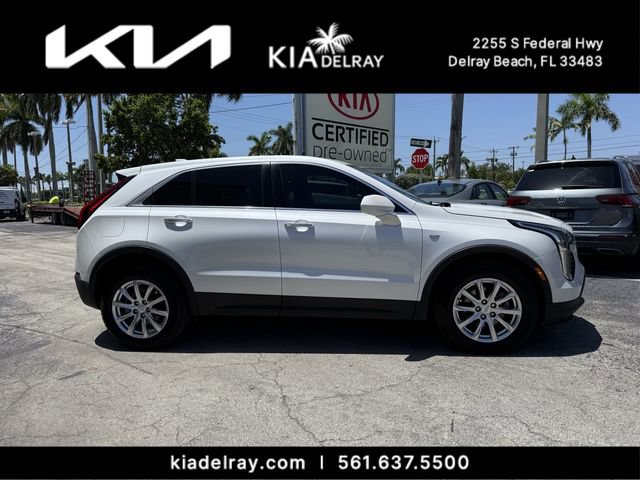 Used 2020 Cadillac XT4 Luxury FWD image 2