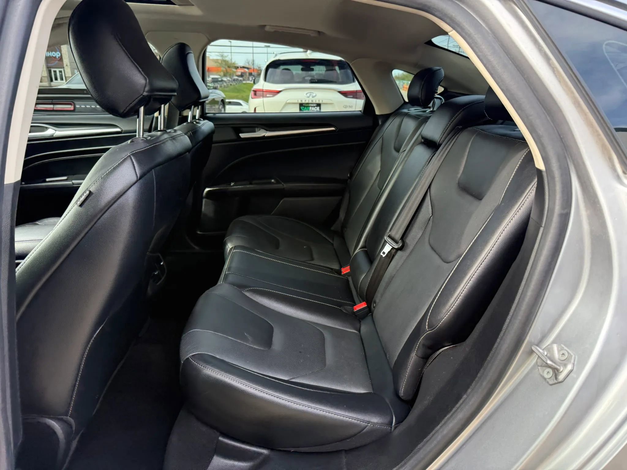 Used 2020 Ford Fusion Energi Titanium FWD image 20