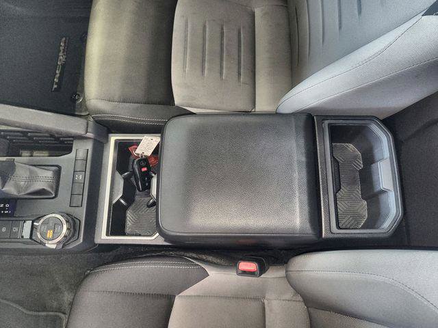 Certified 2025 Toyota Tacoma TRD Off-Road AWD/4WD image 21