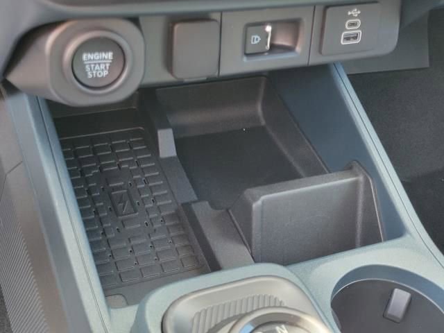 New 2025 Ford Maverick Lobo image 31